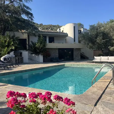 A Rosa Bed & Breakfast 4*
